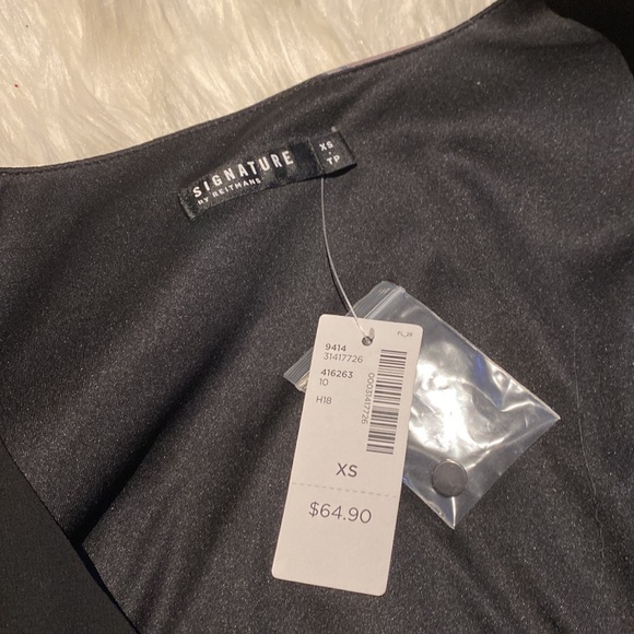 Signature by Reitman’s Black floral print wrap dress sheer sleeve xsmall NWT - Picture 6 of 6